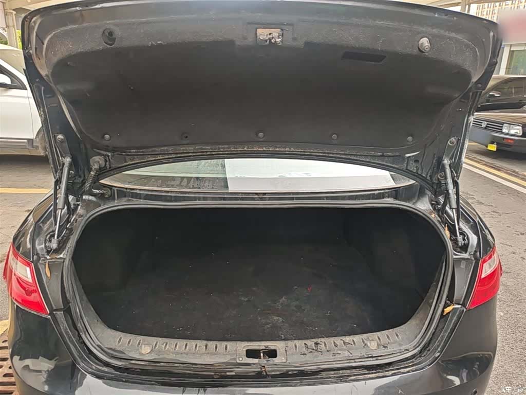 Bestune B70, 2015 15