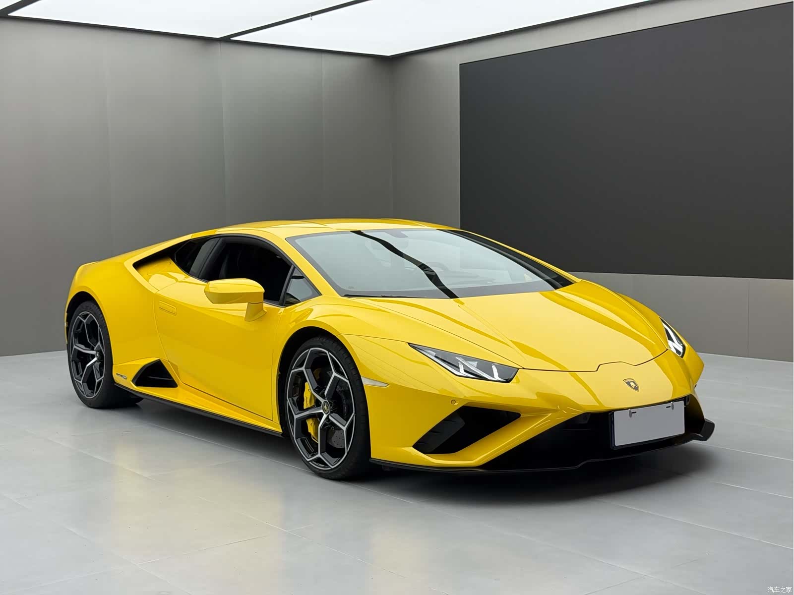 Lamborghini Huracán, 2021 2