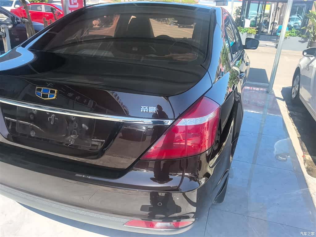 Geely Emgrand, 2017 8