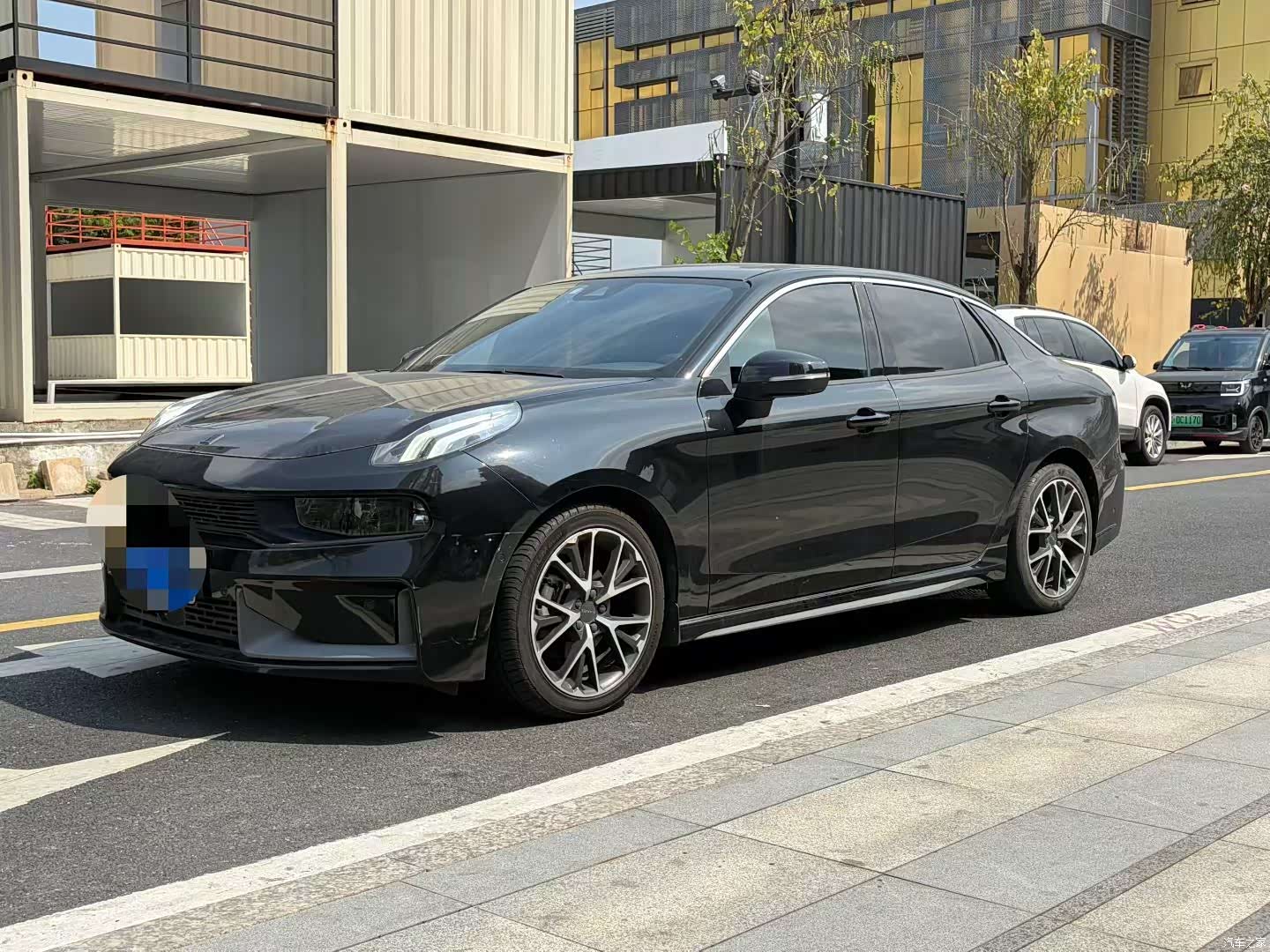 Lynk & Co 02