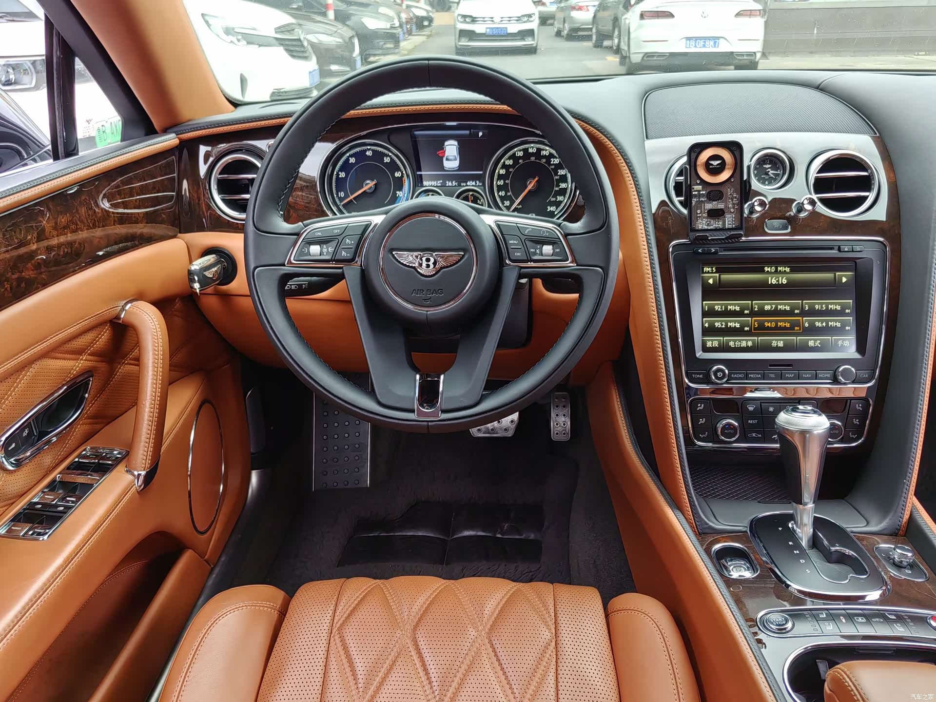 Bentley Flying Spur, 2016 все фото