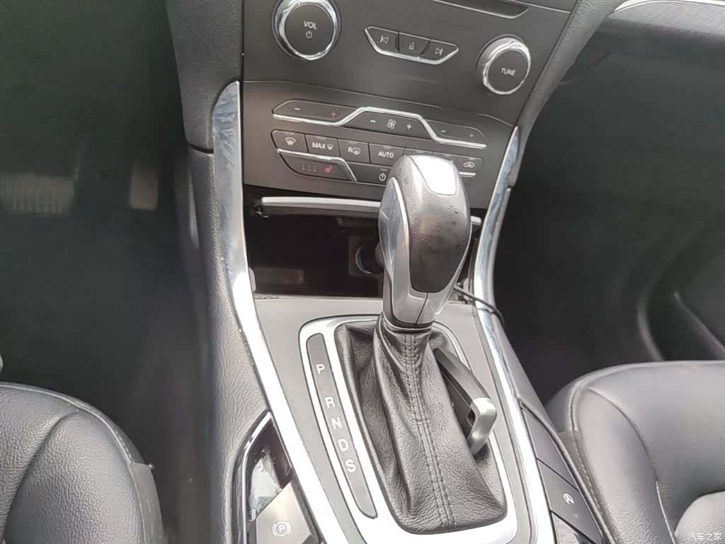 Ford Edge, 2020 14