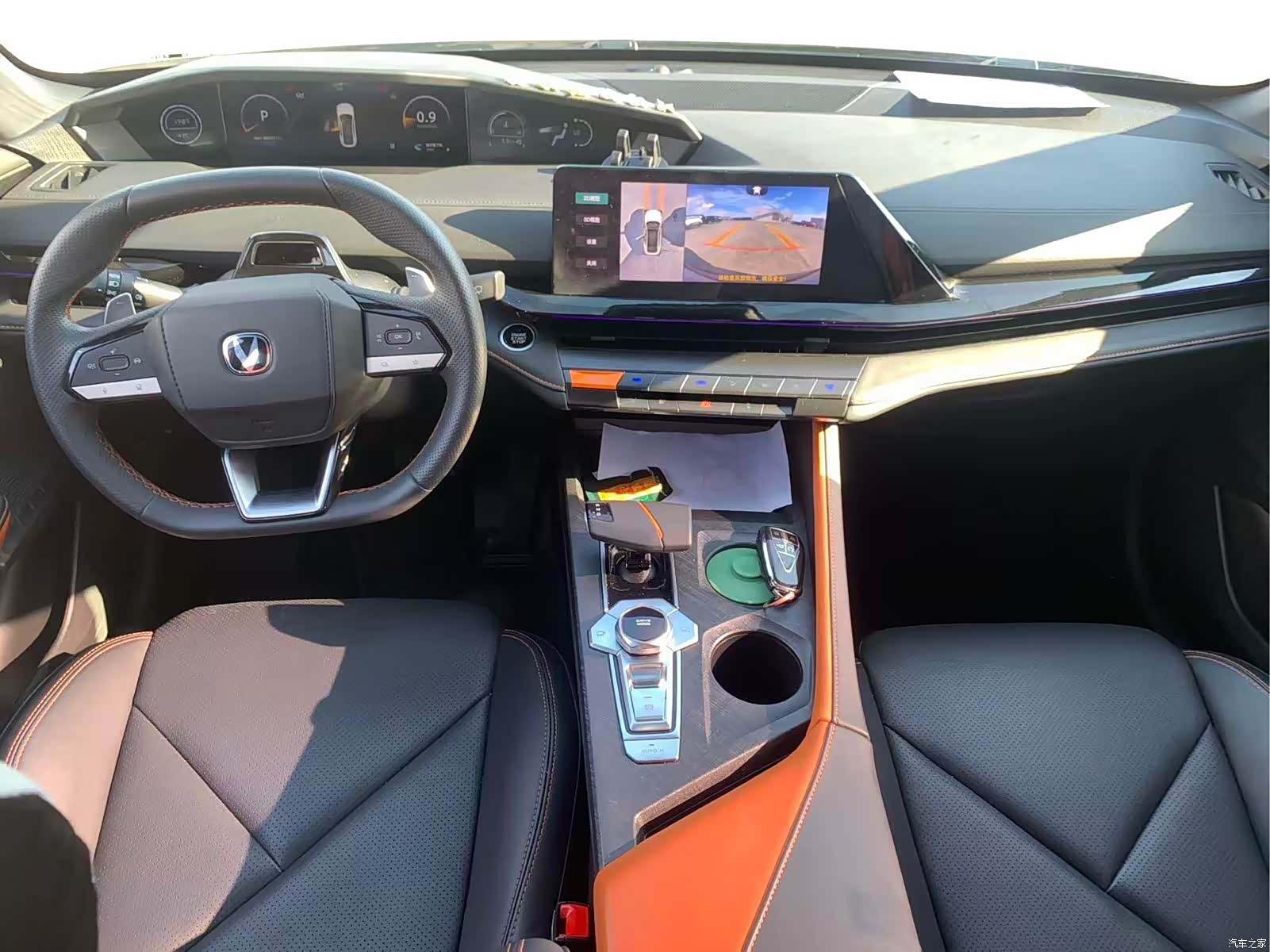 Changan UNI-V, 2022 10