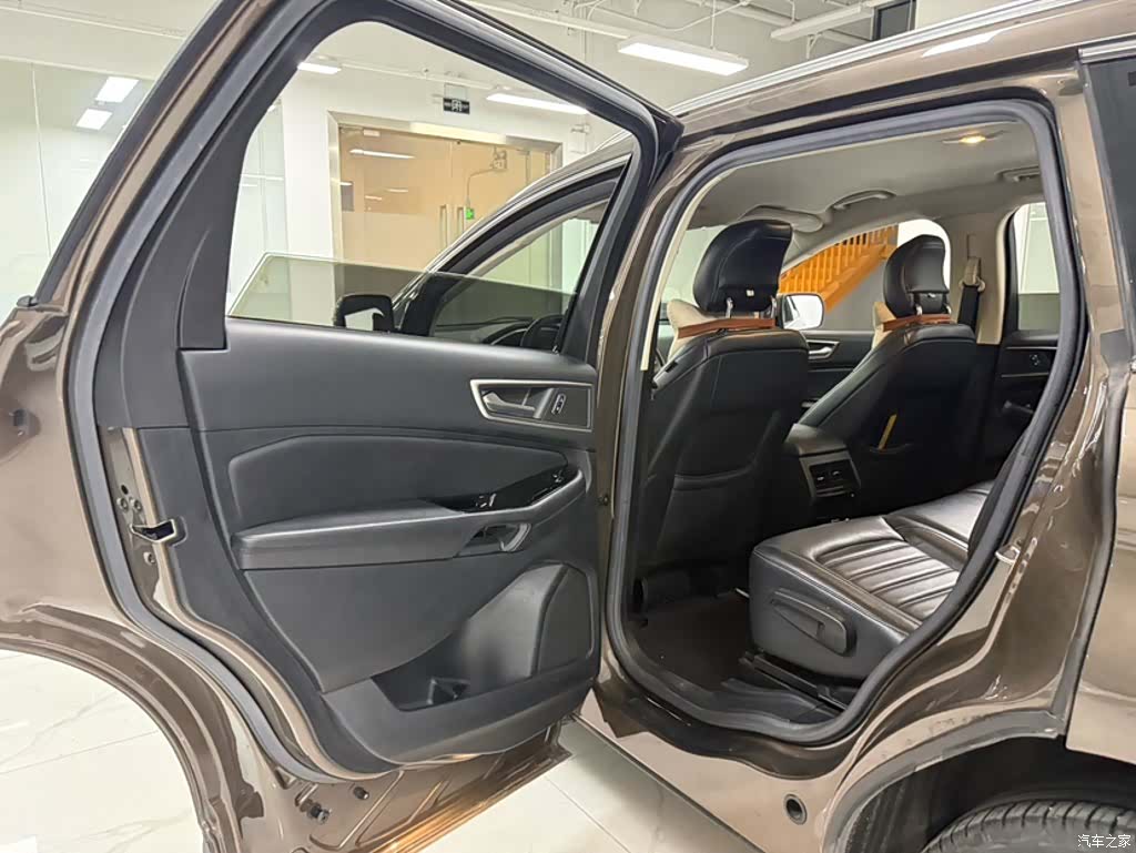Ford Edge, 2017 19