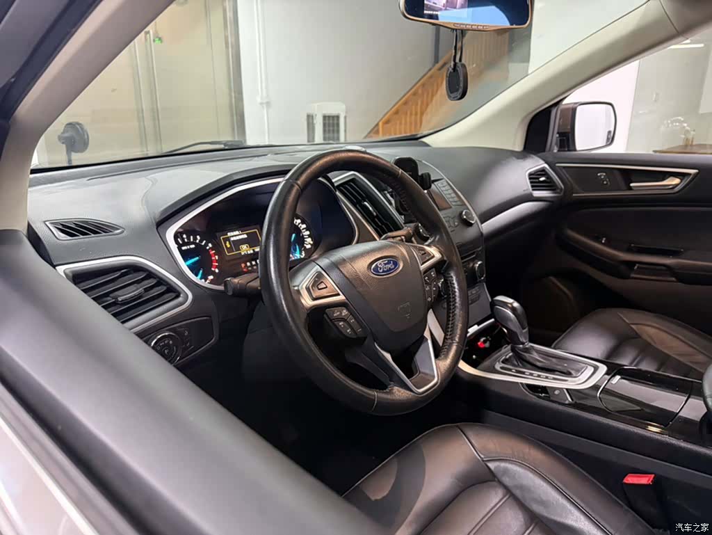 Ford Edge, 2017 16