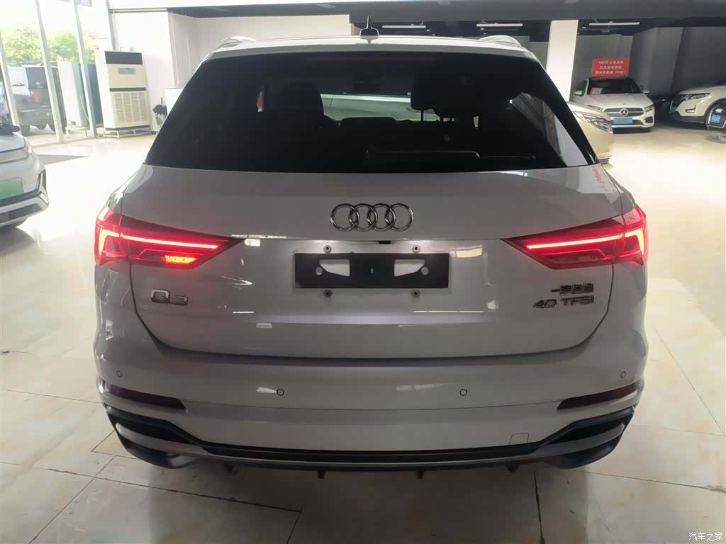 Audi Q3, 2022 6