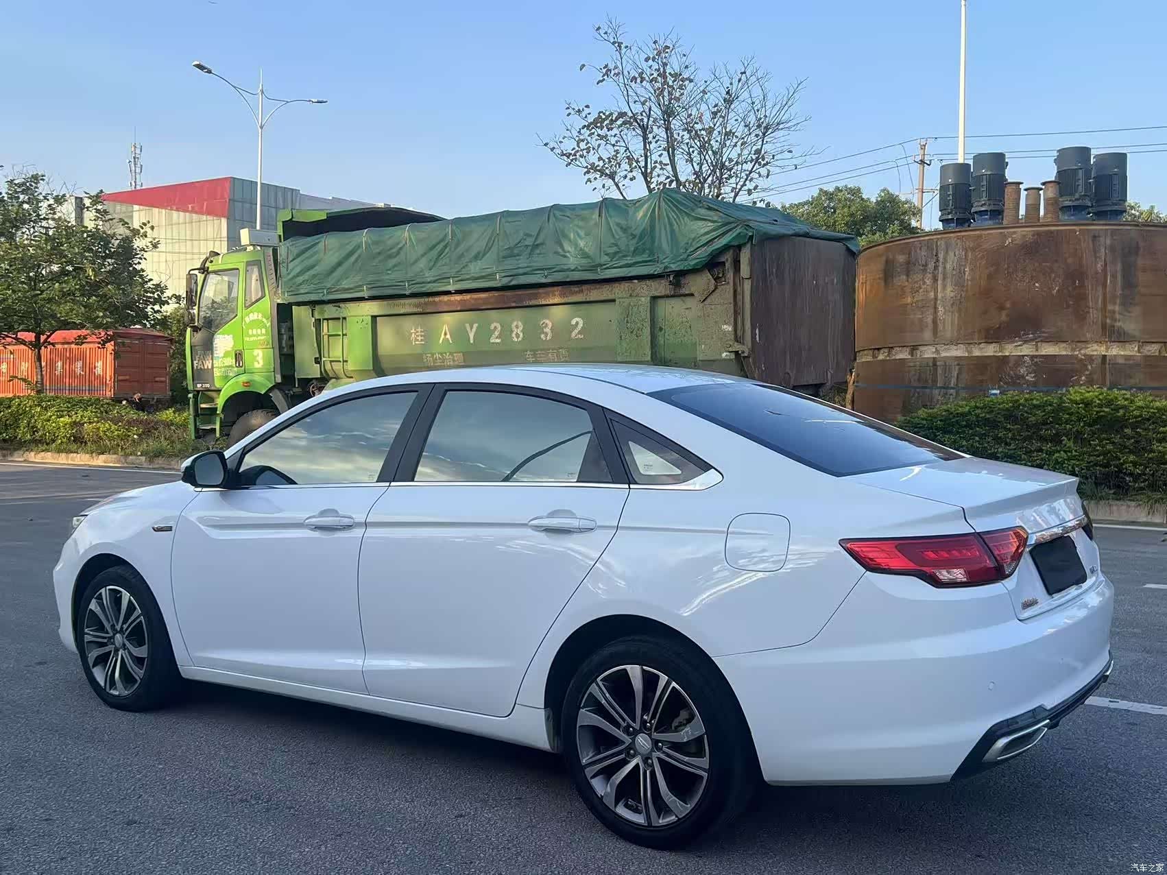 Geely Emgrand, 2018 все фото