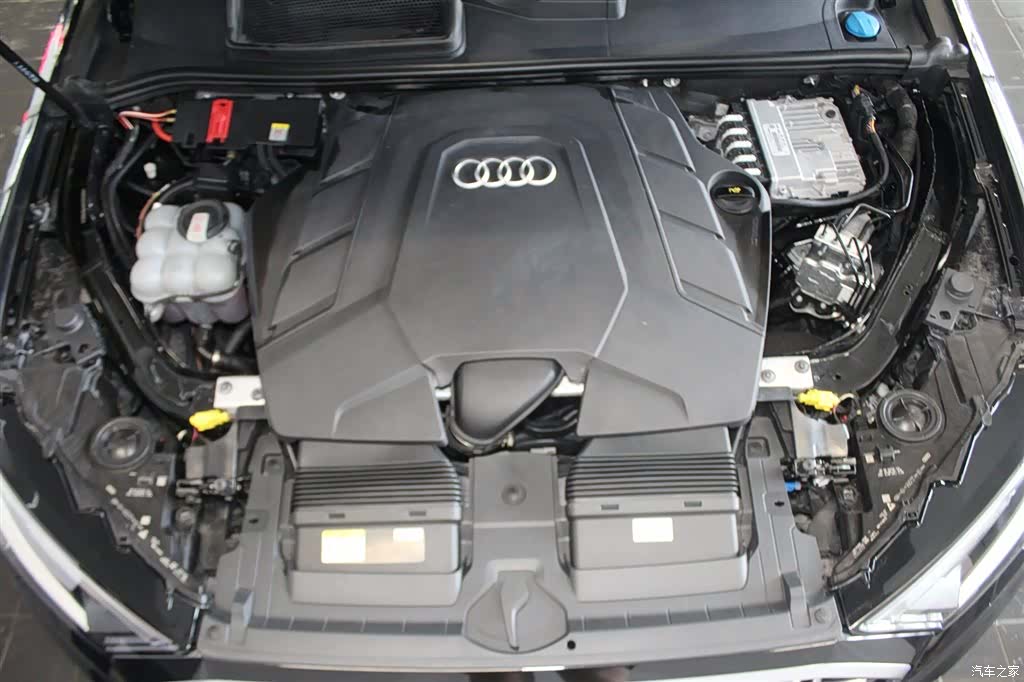 Audi Q7, 2023 15