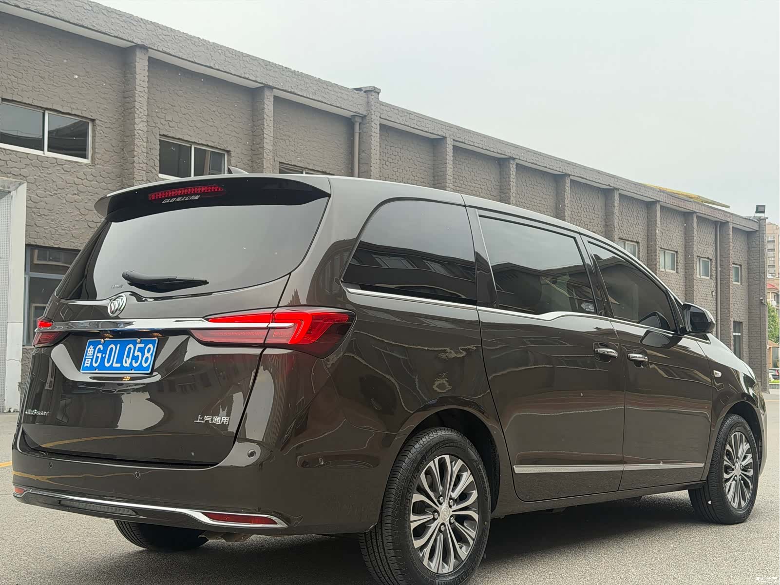 Buick GL8, 2020 6