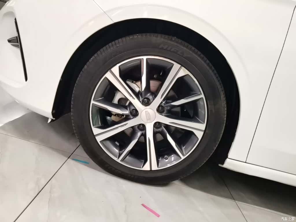 Geely Emgrand, 2023 25