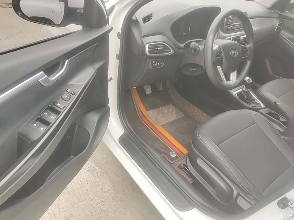 Hyundai GLS, 2017 16