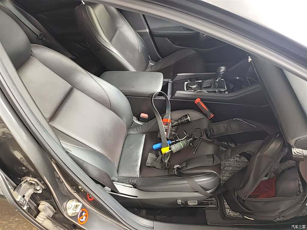 Mazda Mazda3, 2020 25