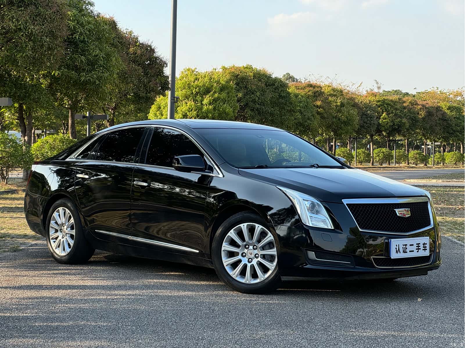 Cadillac XTS, 2013 3