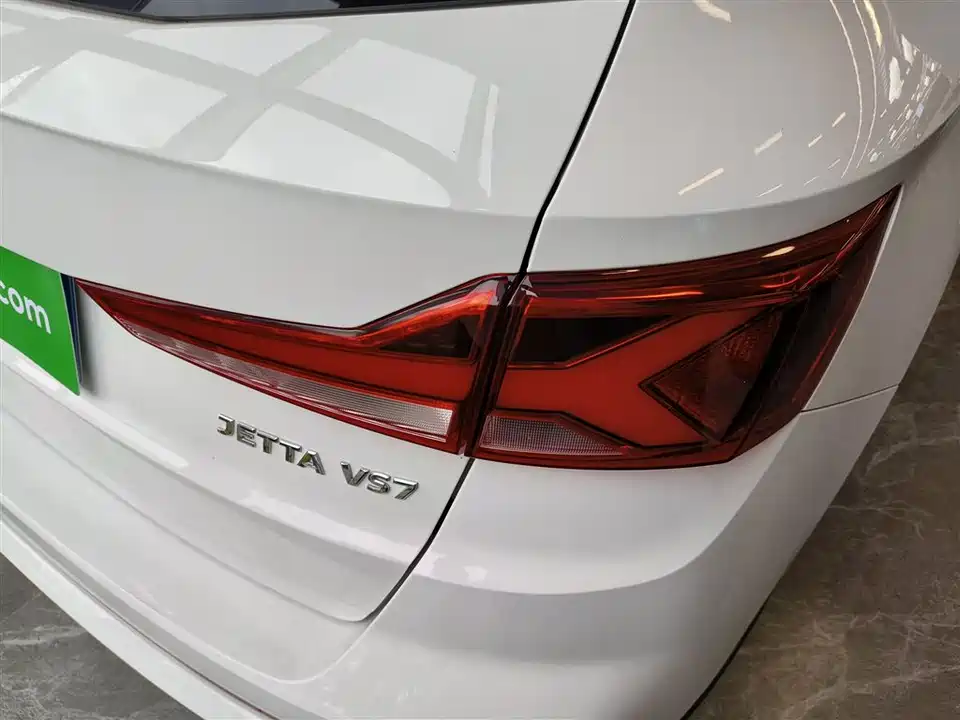 Jetta VS7