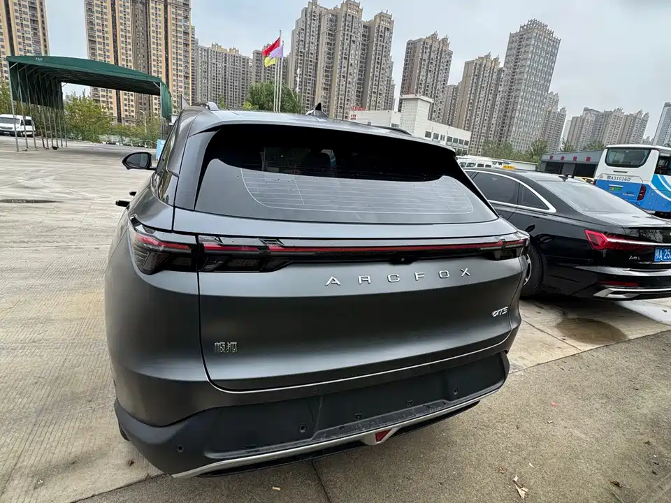 ARCFOX Polar Fox Alpha T5