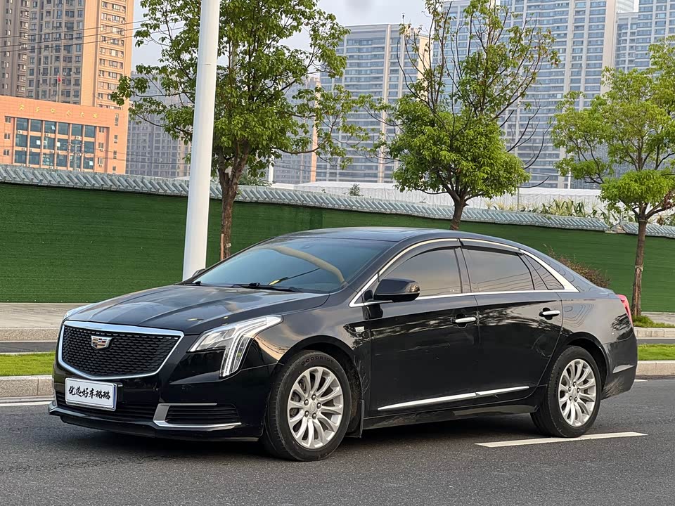 Cadillac XTS