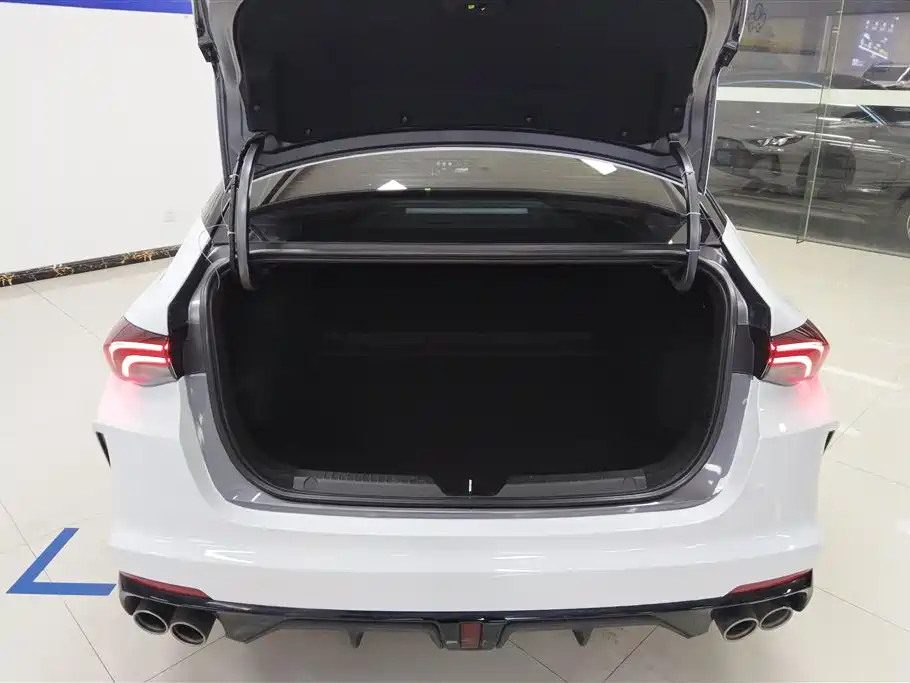 Trumpchi Shadow Leopard