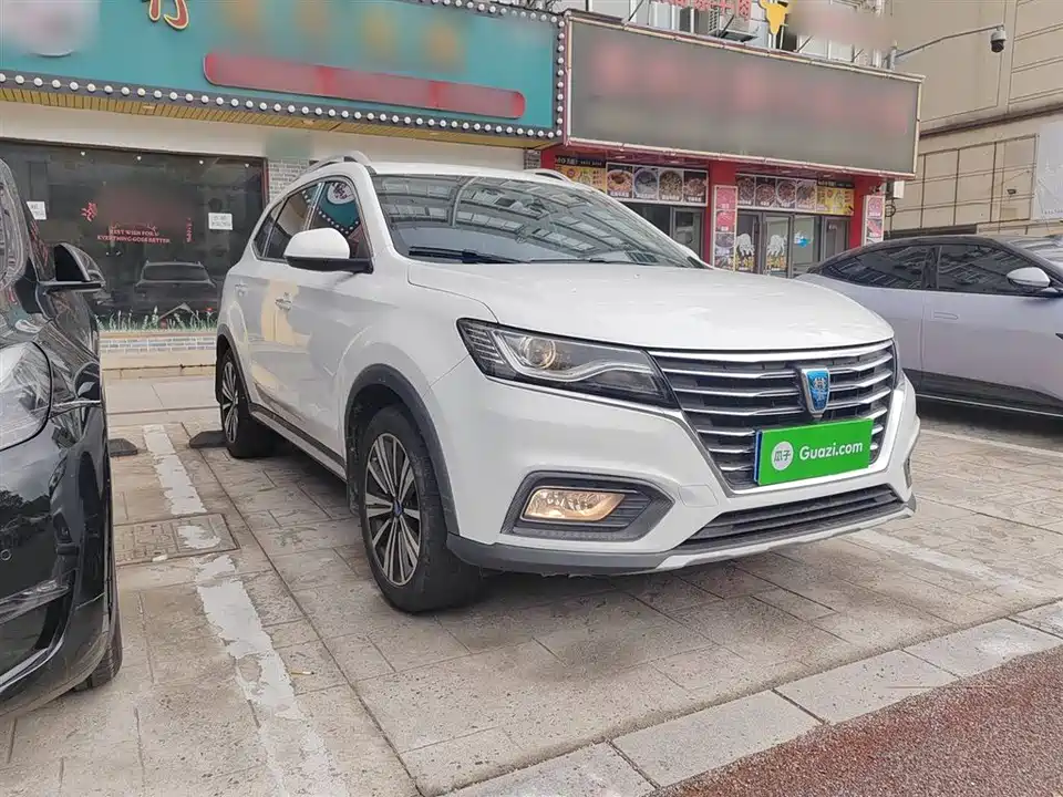 Roewe RX5
