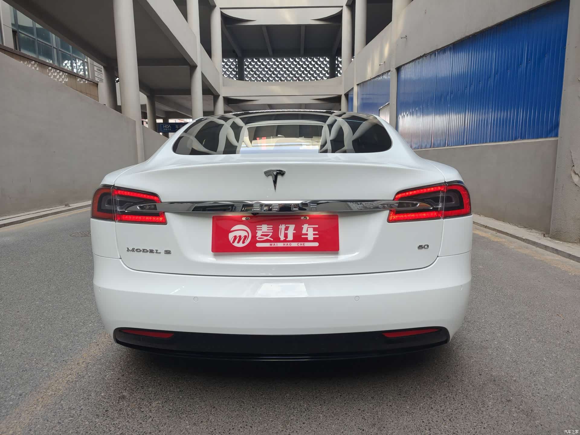 Tesla Model S, 2016 все фото