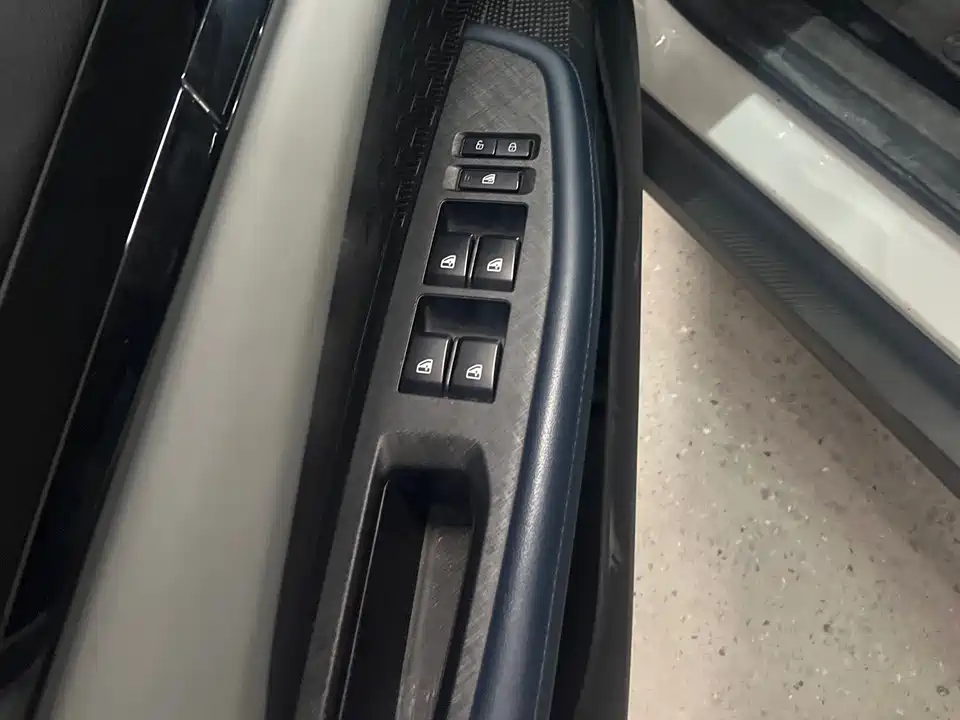 Changan UNI-V Smart iDD