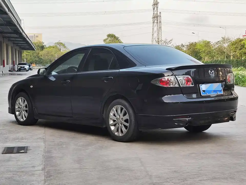 Mazda 6