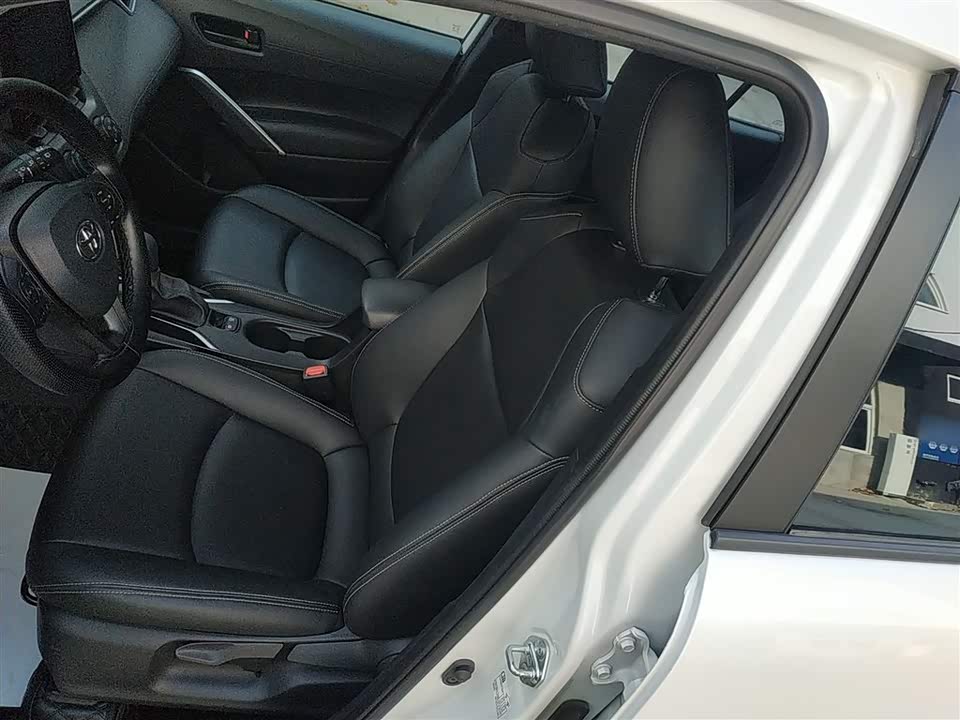 Toyota Corolla Sharp amplifier