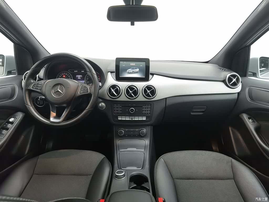 Mercedes-Benz B-Class, 2015 все фото