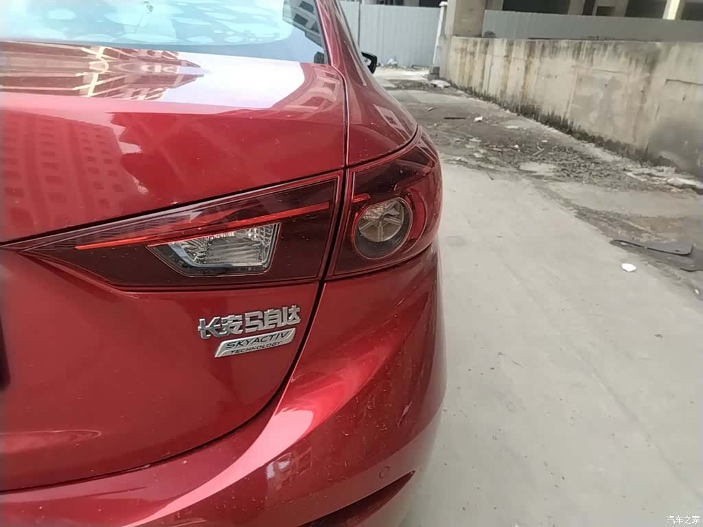 Mazda Mazda3, 2014 8