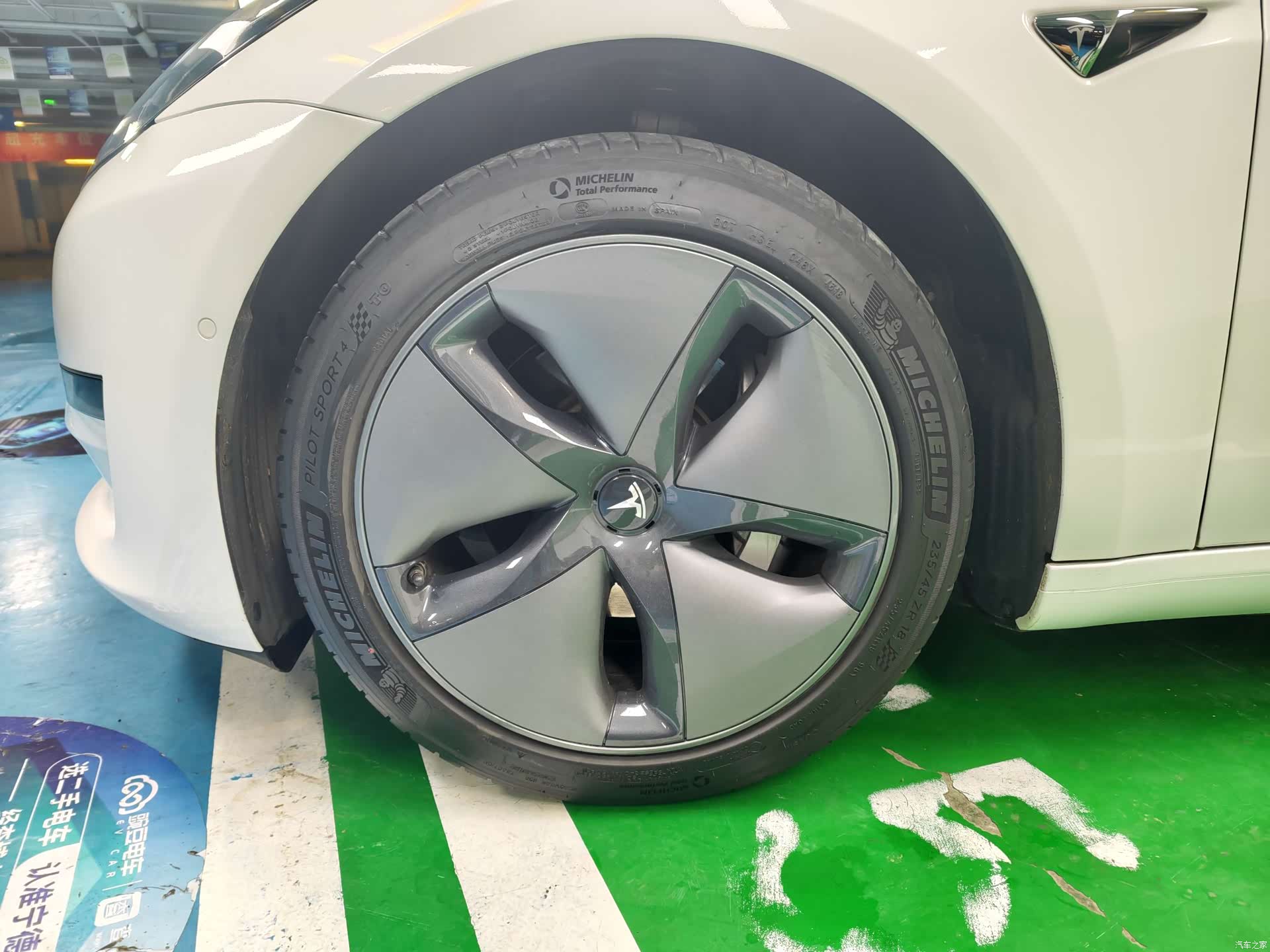 Tesla Model 3, 2019 3