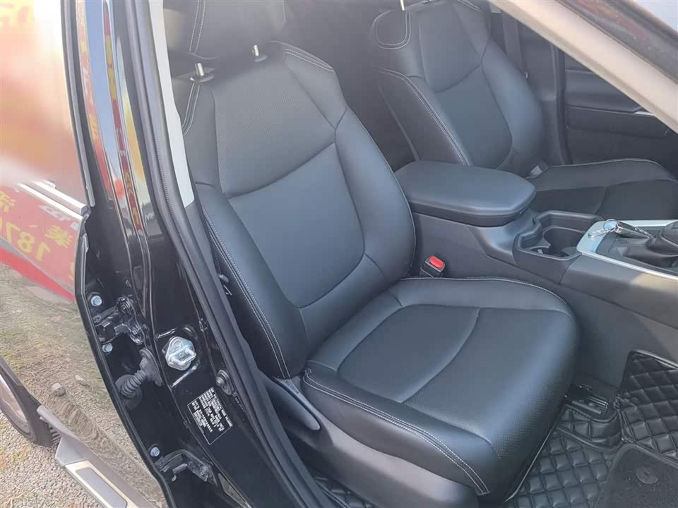 Toyota RAV4 Rongfang