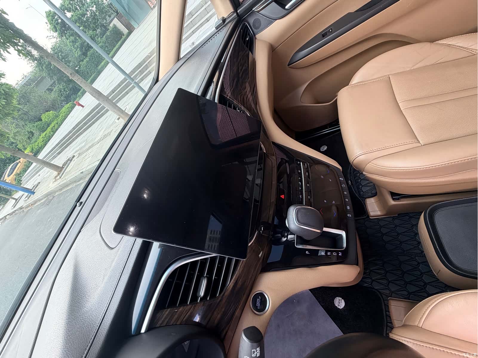Buick GL8, 2017 8