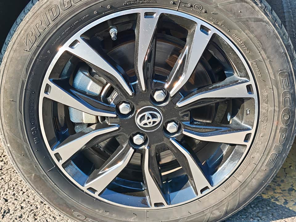 Toyota YARiS L Zhixuan