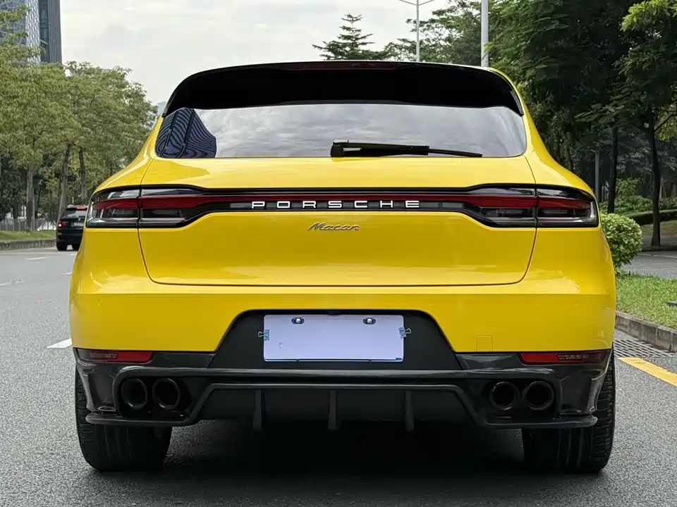 Porsche Macan