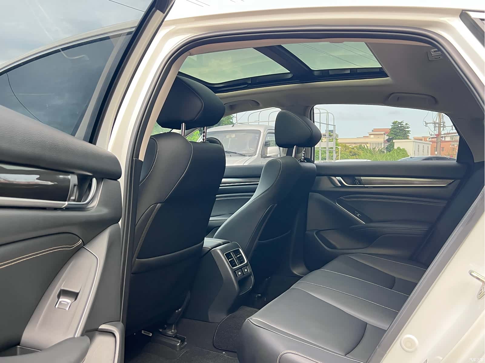 Honda Accord, 2023 все фото
