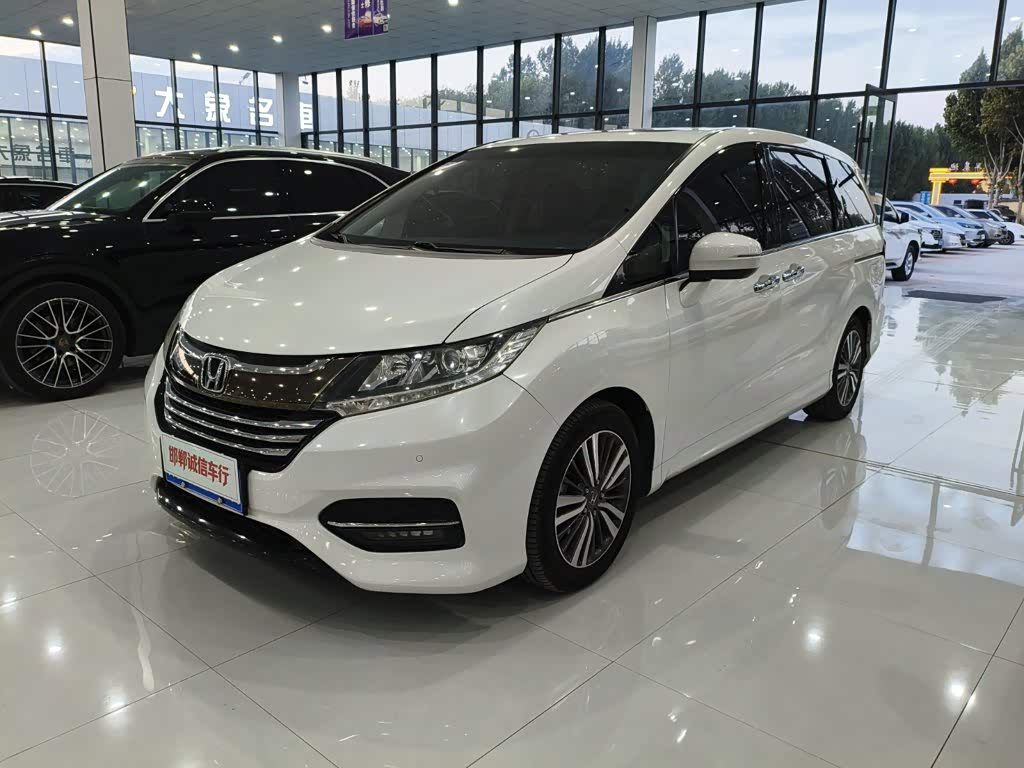 Honda Odyssey 2018 2.4L Luxury