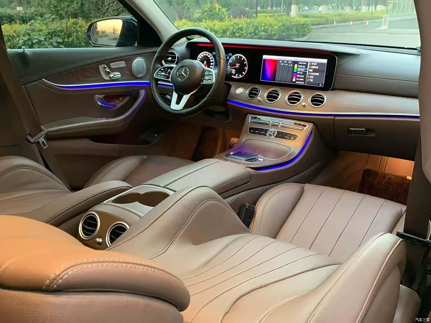 Mercedes-Benz E-Class, 2019 4