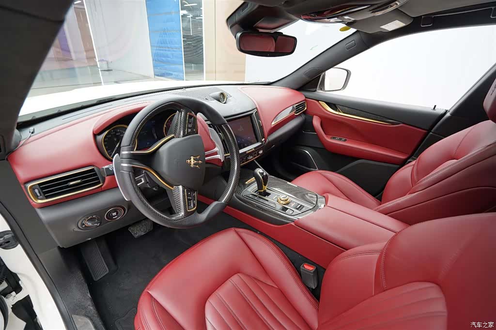 Maserati Levante, 2017 3