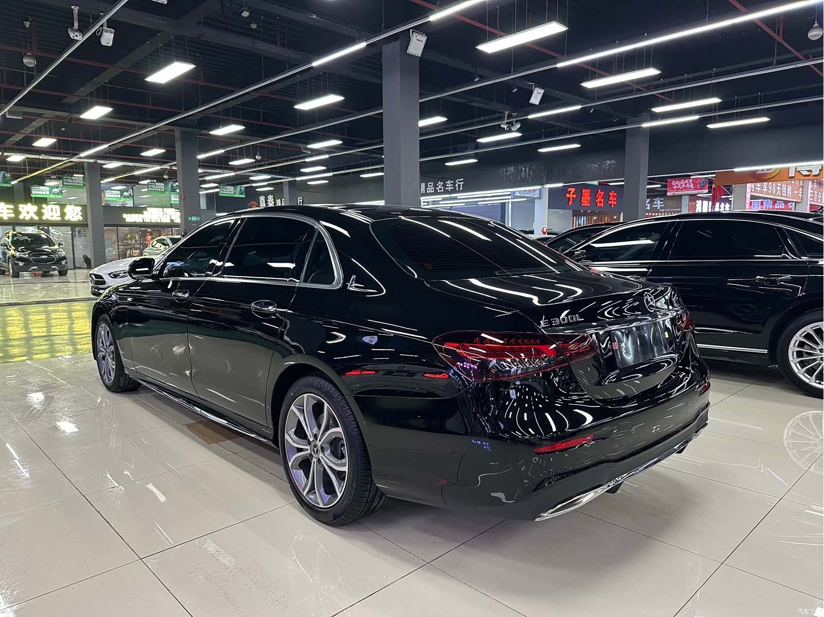 Mercedes-Benz E-Class, 2023 6