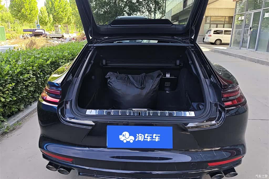 Porsche Panamera, 2019 4