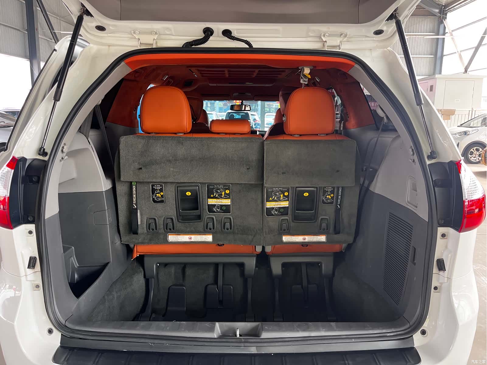 Toyota Sienna, 2017 16