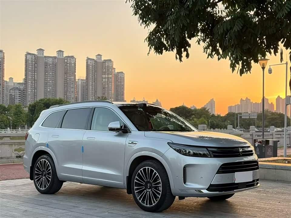 AITO Ask the world M7