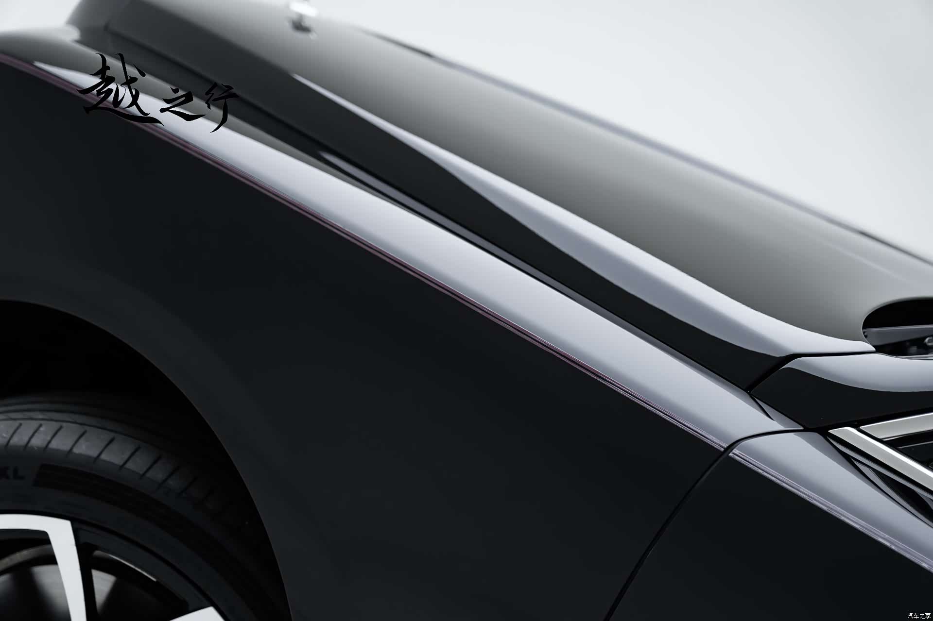 Rolls-Royce Cullinan, 2023 9