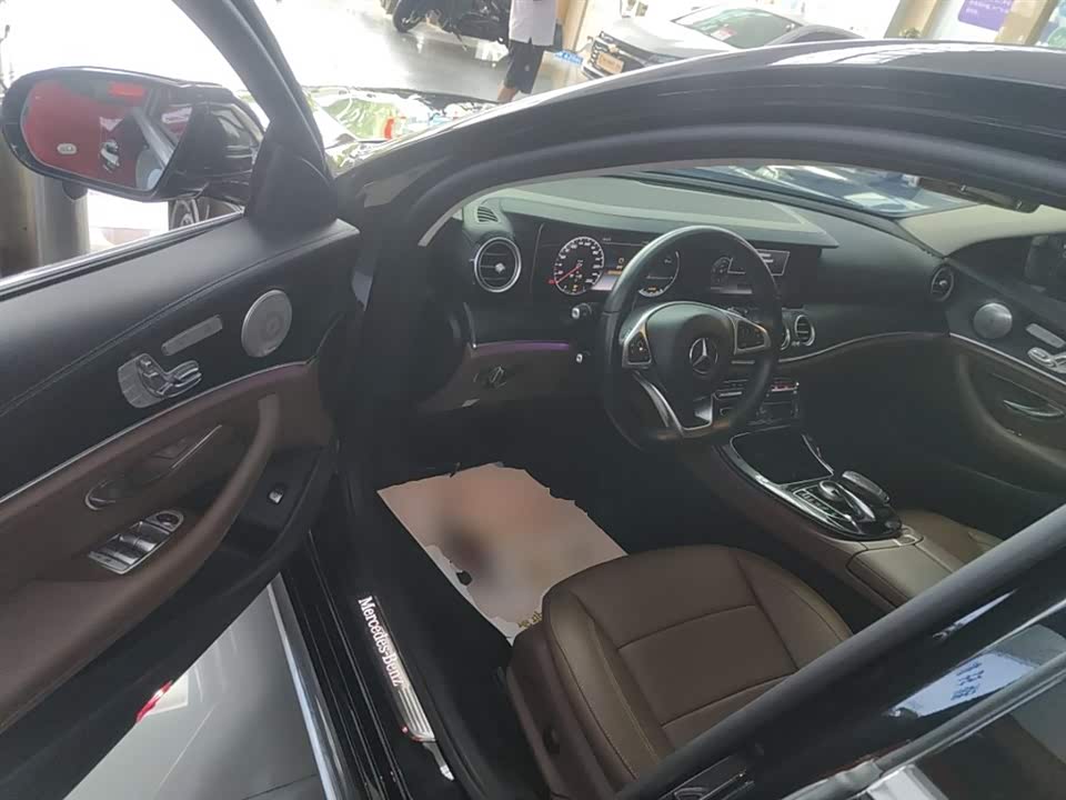 Mercedes-Benz E-class Mercedes-Benz E-class