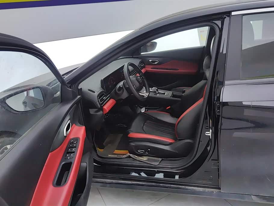 Trumpchi Shadow Leopard