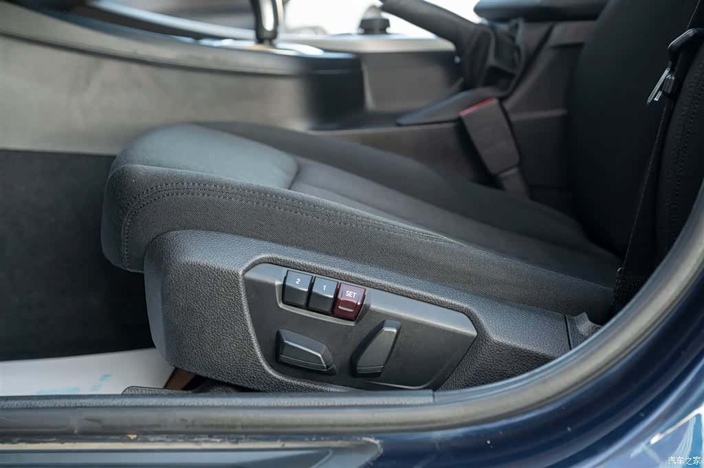 BMW 1 Series, 2016 37