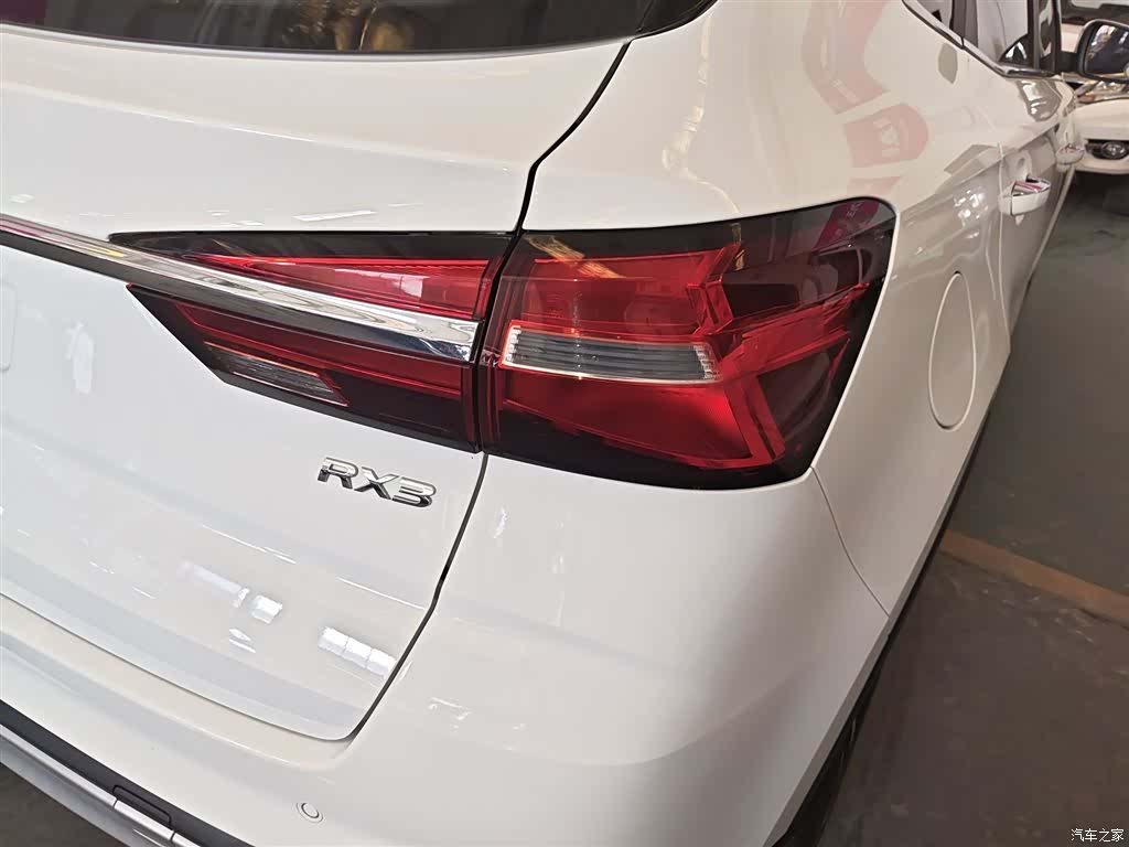 Roewe RX3, 2020 24