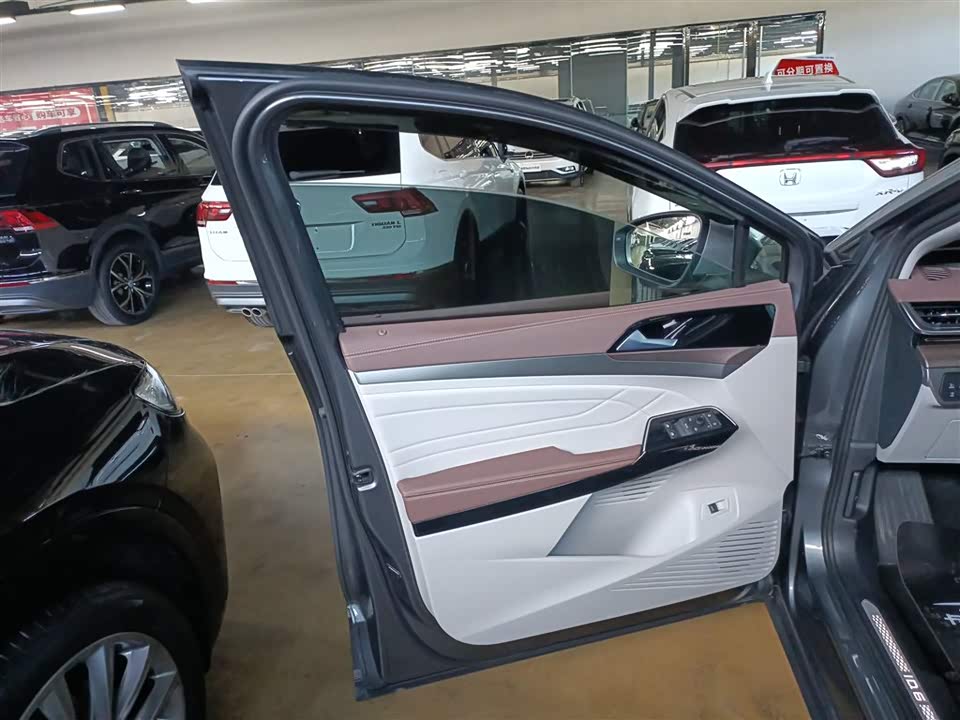 Volkswagen ID.6 X