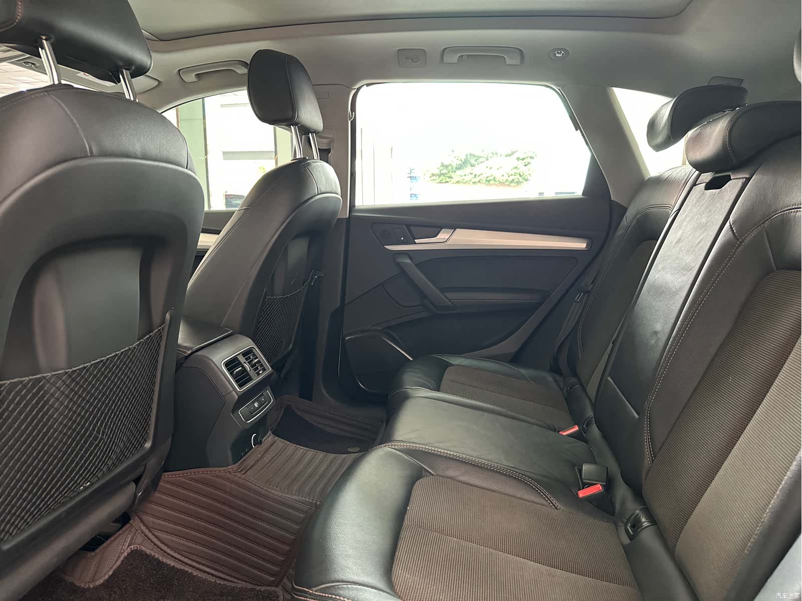 Audi Q5L, 2021 9