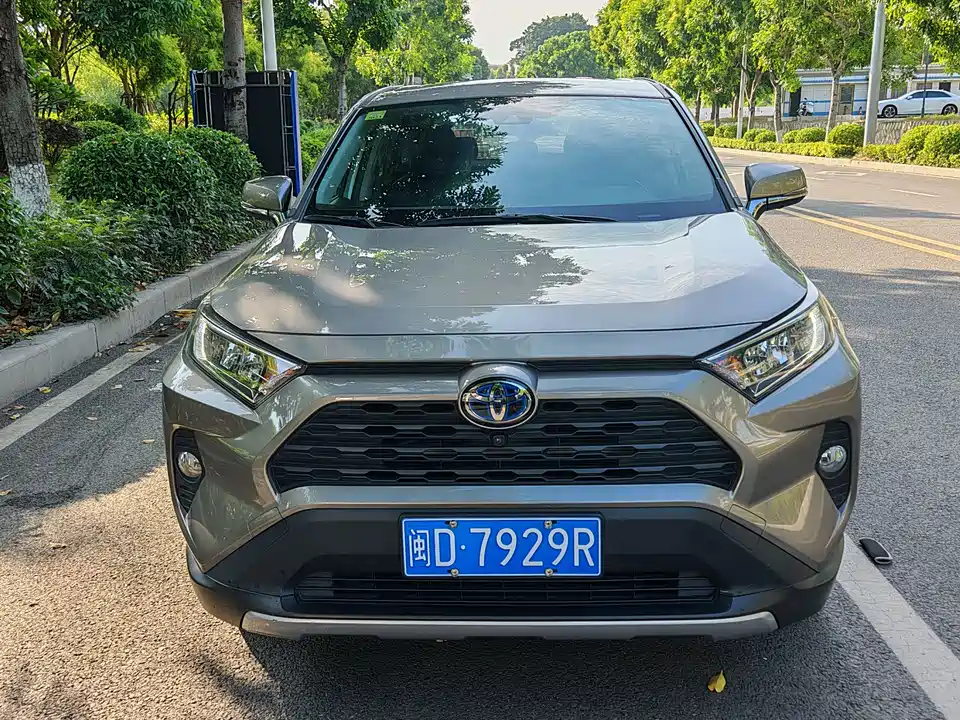 Toyota RAV4 Rongfang