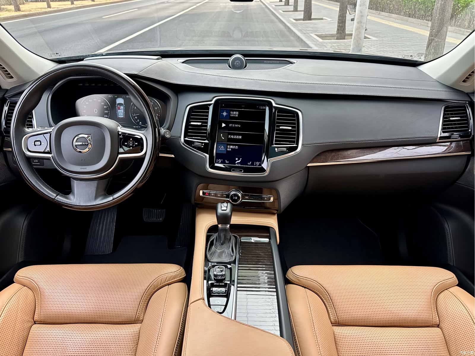 Volvo XC90, 2016 7
